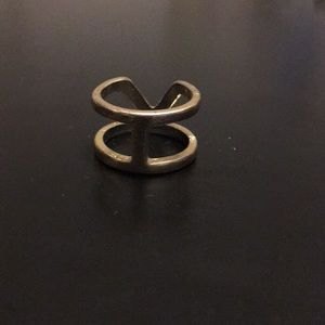 Two-design gold midi ring